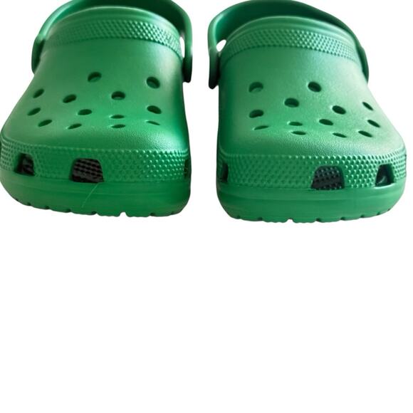 Crocs™ Unisex Field Green Classic Clog Crocs Women\'s Green Classic Clogs Slip on Ultra Lightweight SZ/4